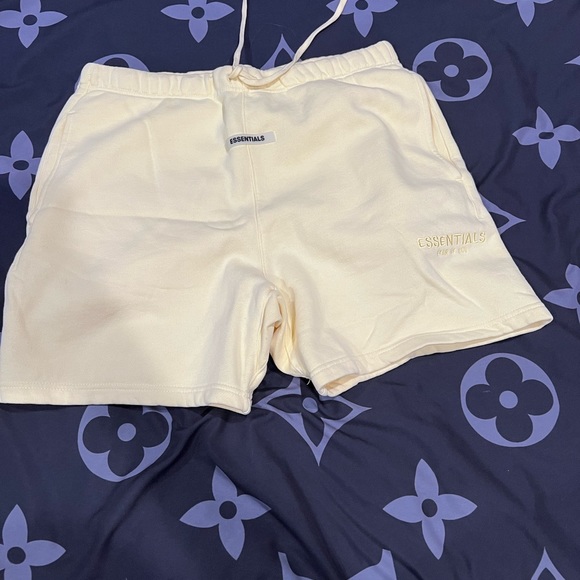 Fear Of God Essentials Yellow Sweat Short - Picture 1 of 4